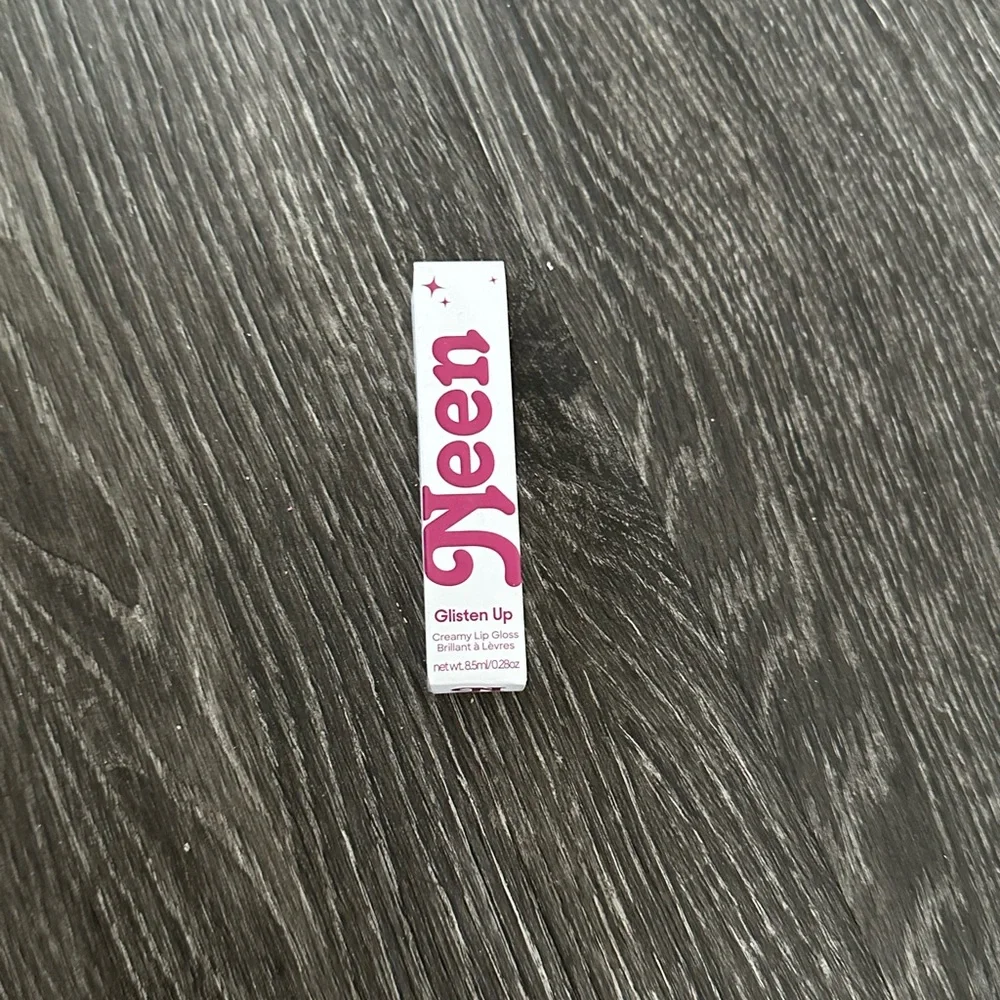 Nwt Glisten Up Creamy Lip Gloss - crush.  Such a gorgeous color!